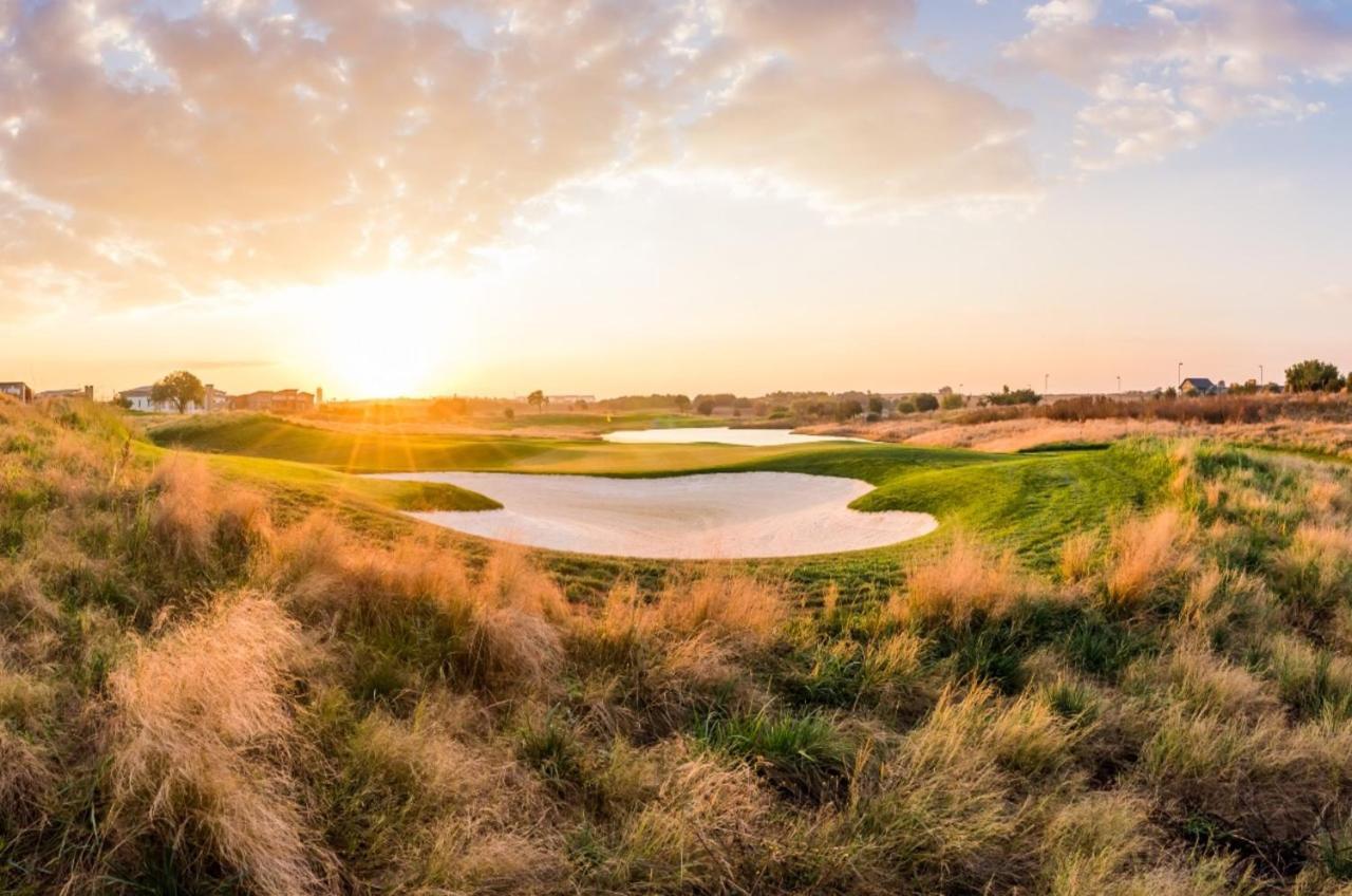 The Serengeti Lodgeケンプトンパーク エクステリア 写真